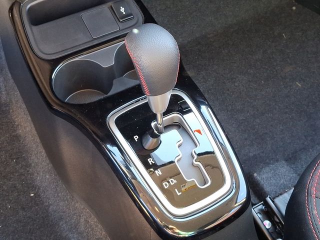 Vehicle image 7 of 11