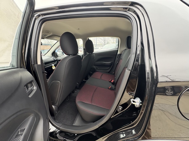 Vehicle image 10 of 29
