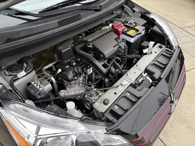 Vehicle image 28 of 29