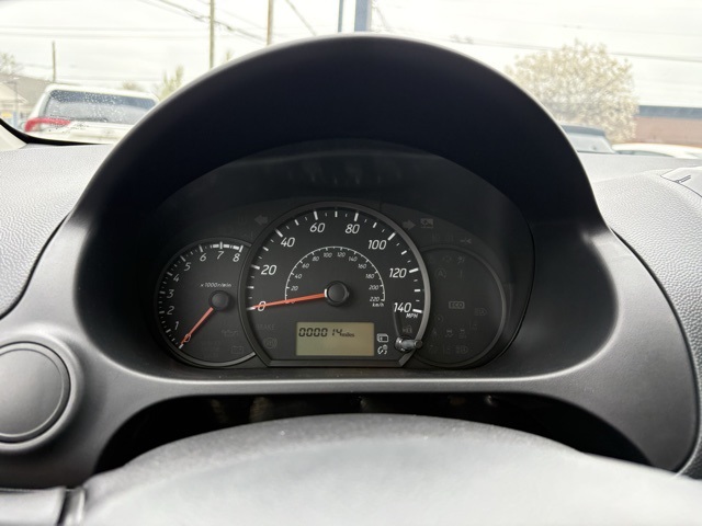 Vehicle image 17 of 29