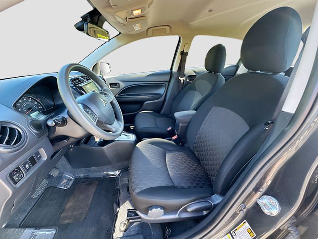 Vehicle image 15 of 32