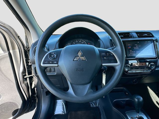 Vehicle image 18 of 32