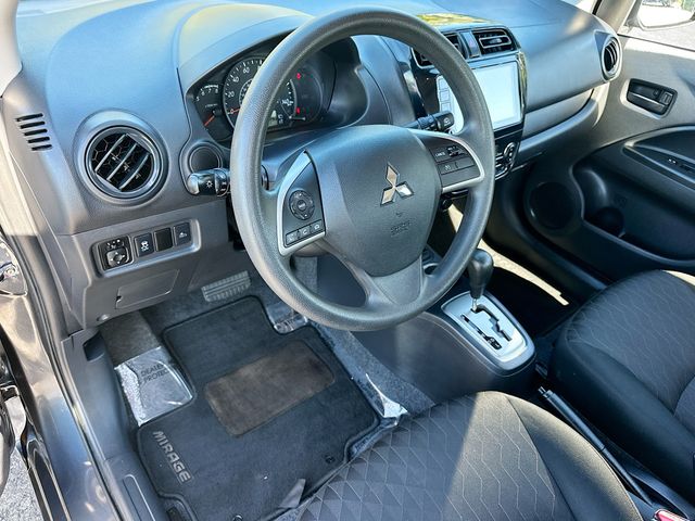 Vehicle image 16 of 32