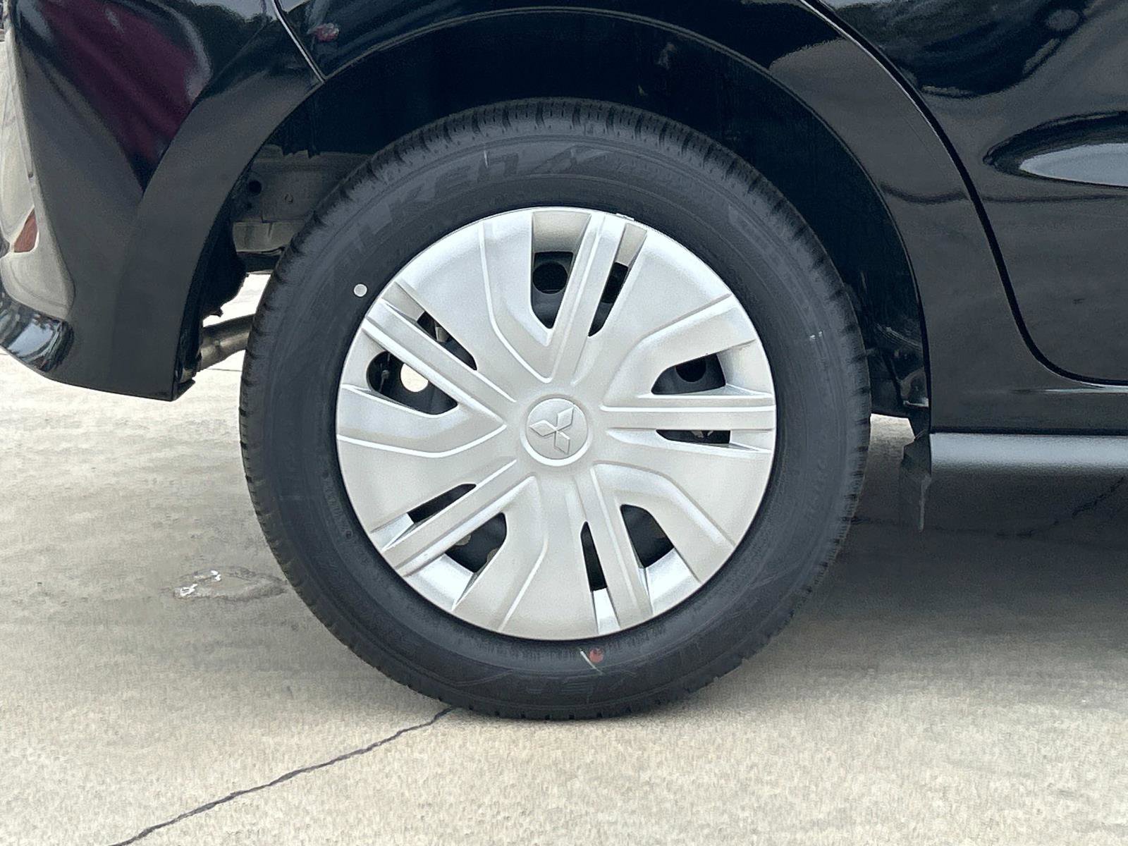Vehicle image 6 of 29