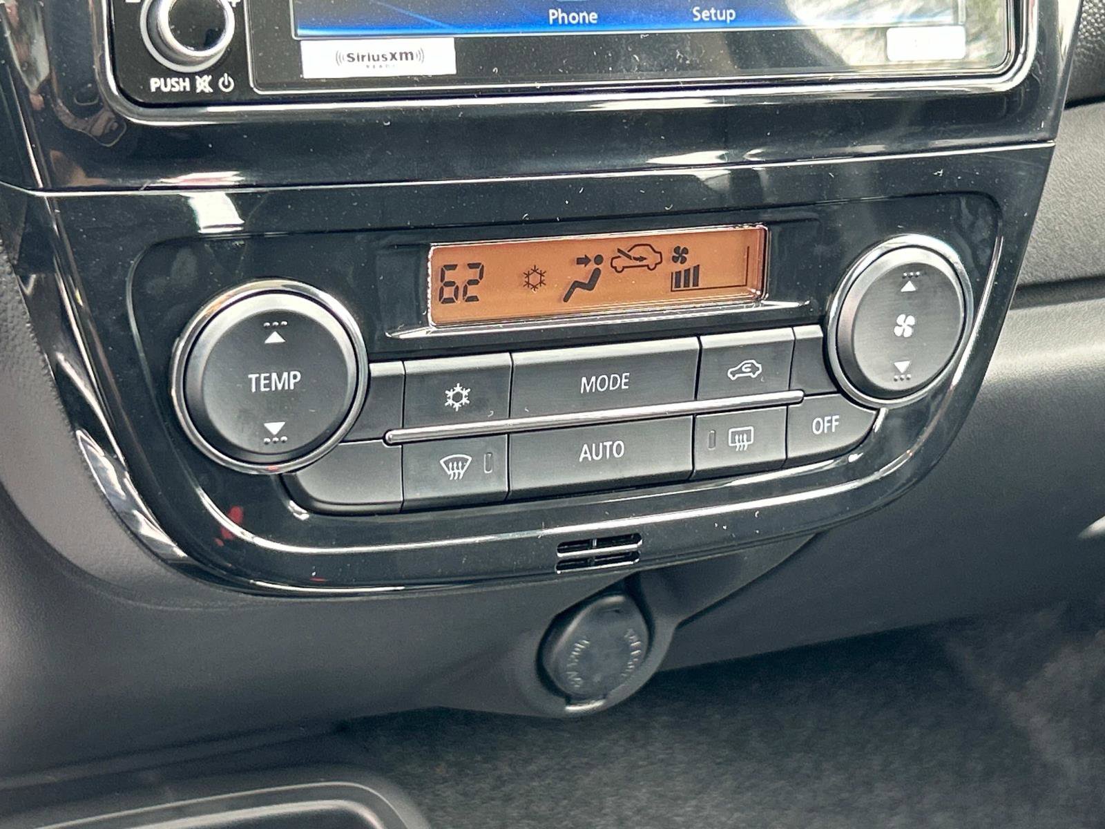 Vehicle image 18 of 29