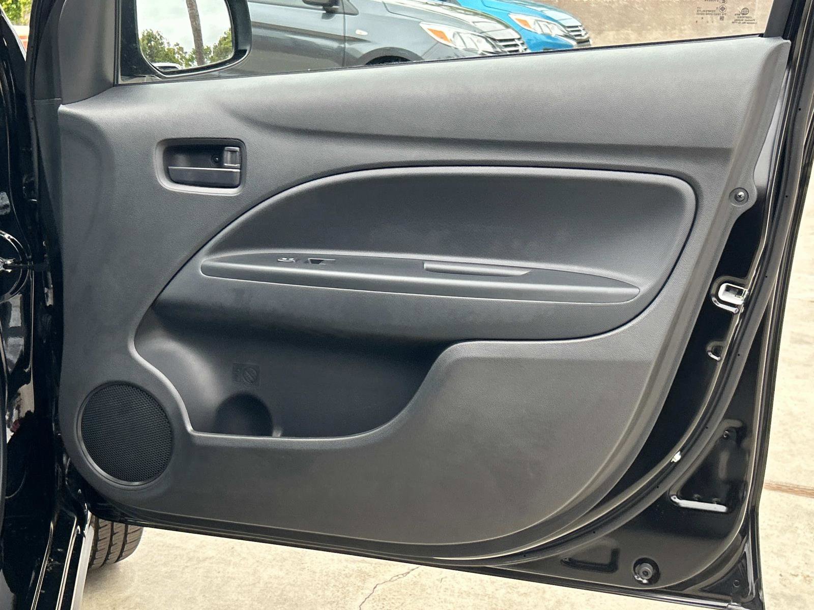Vehicle image 20 of 29
