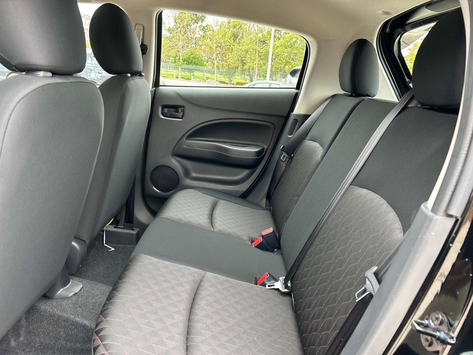 Vehicle image 9 of 29