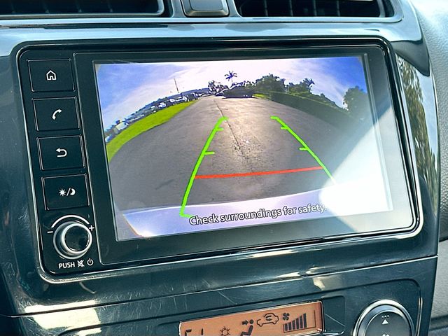 Vehicle image 20 of 32
