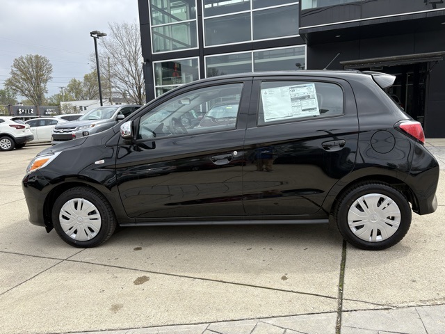 Vehicle image 7 of 32