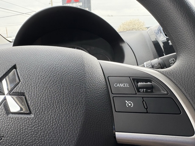 Vehicle image 16 of 32