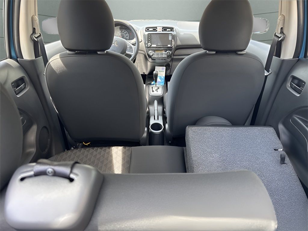 Vehicle image 11 of 26