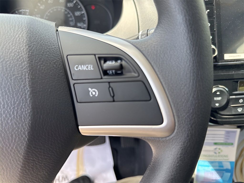 Vehicle image 23 of 26