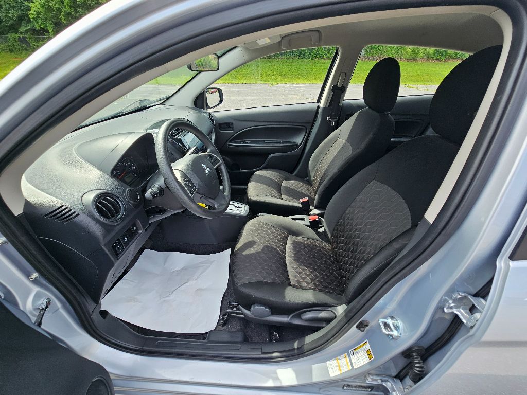 Vehicle image 11 of 20