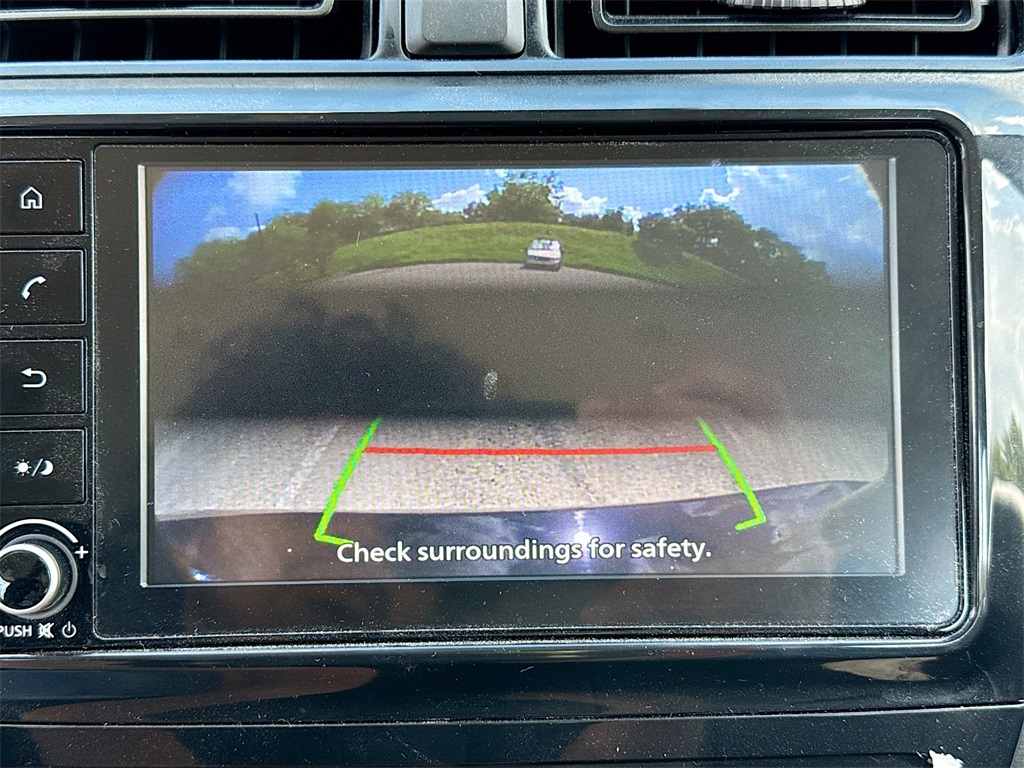 Vehicle image 22 of 29