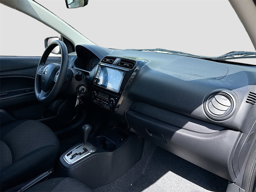 Vehicle image 17 of 29