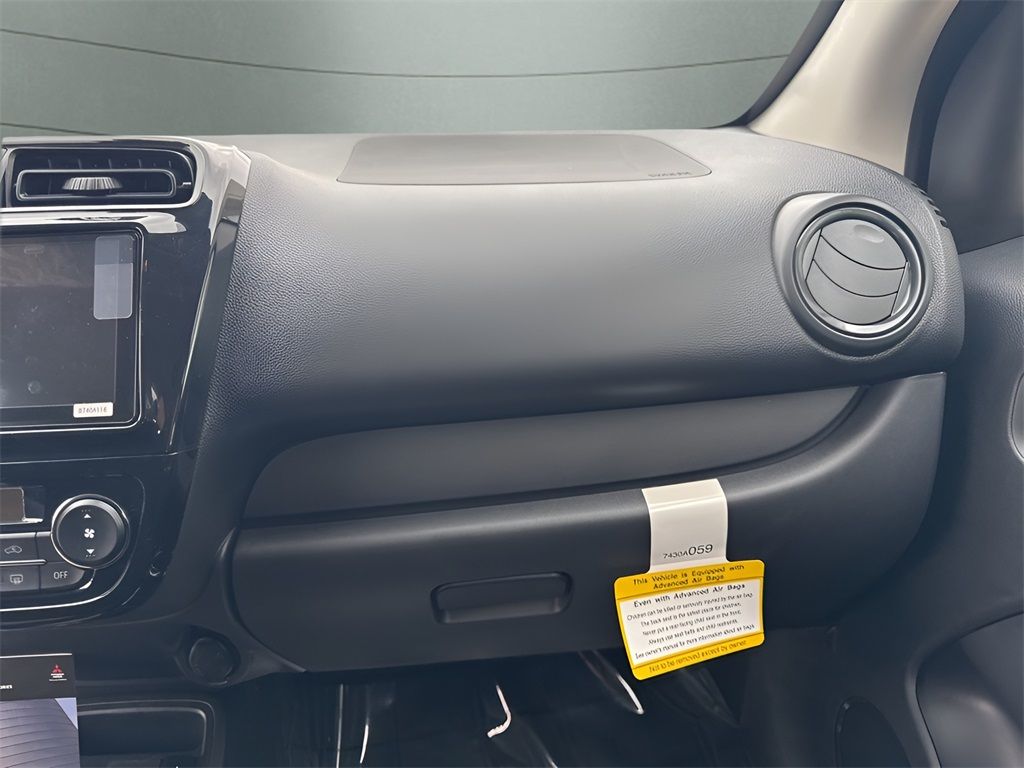 Vehicle image 27 of 28