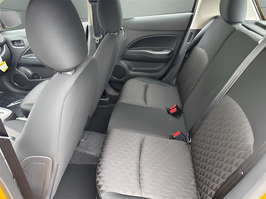 Vehicle image 10 of 28