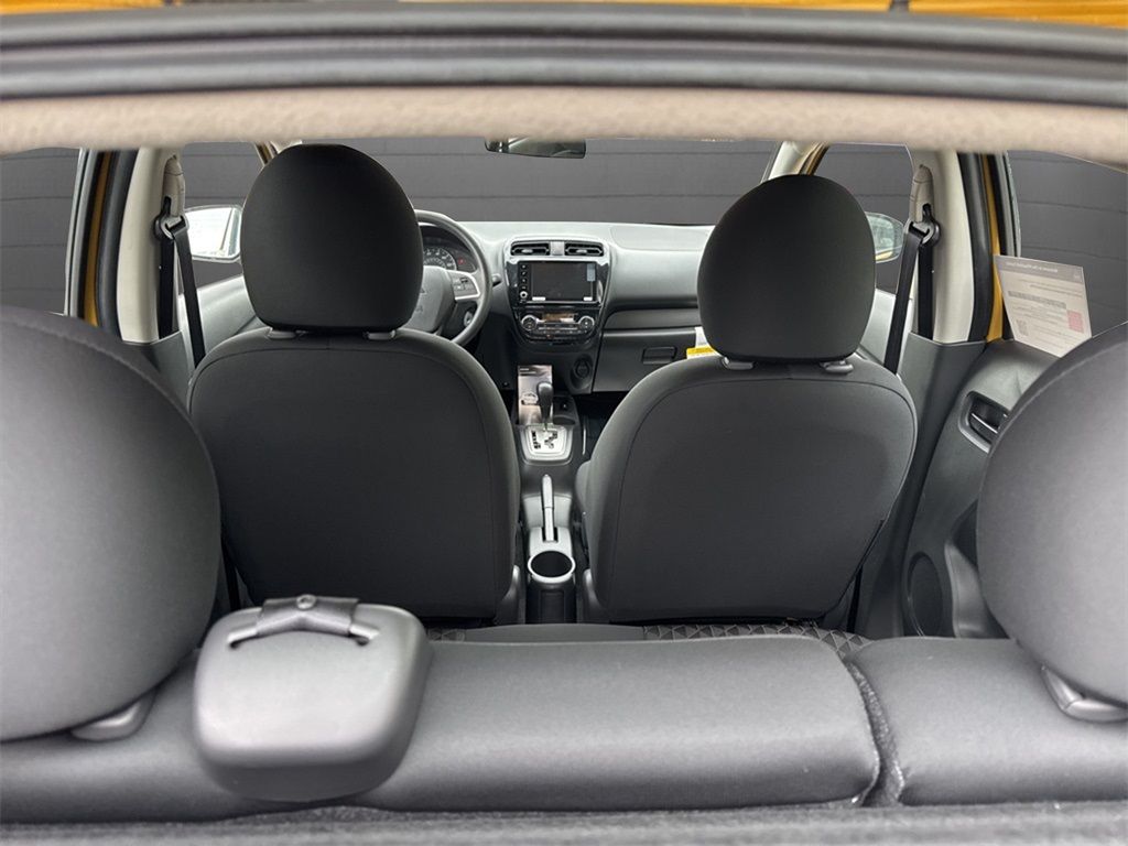 Vehicle image 22 of 28