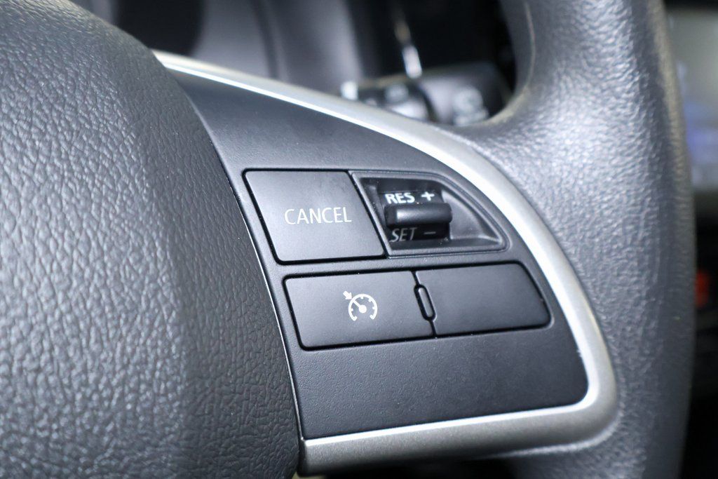 Vehicle image 28 of 31