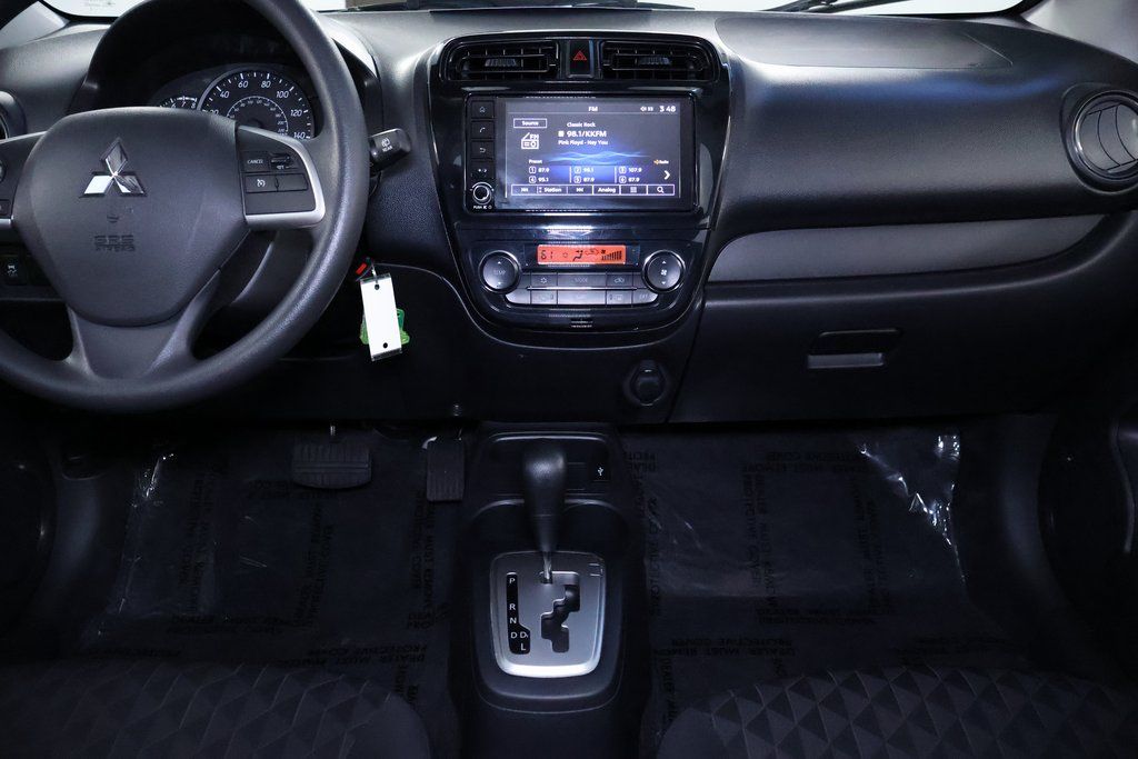 Vehicle image 14 of 31