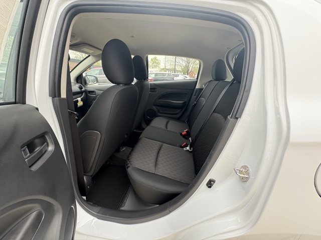 Vehicle image 10 of 28