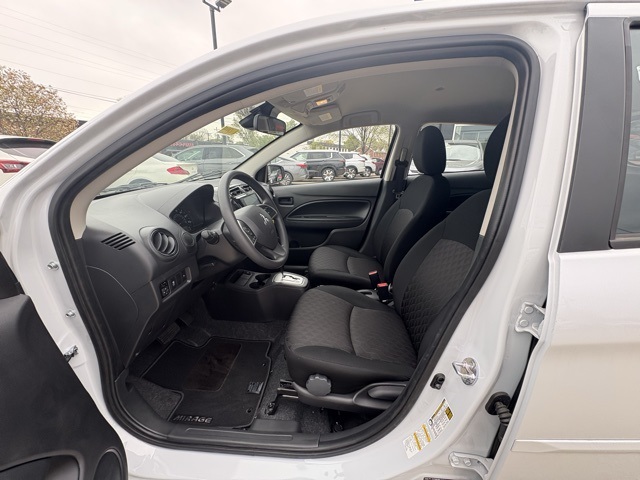Vehicle image 9 of 28