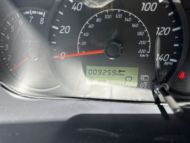 Vehicle image 16 of 33