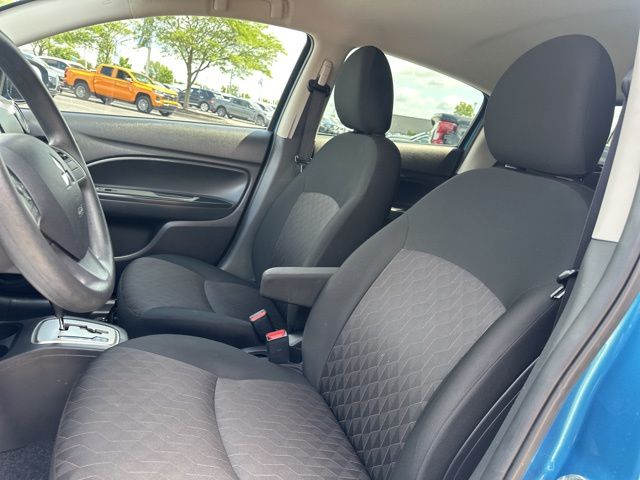 Vehicle image 10 of 33