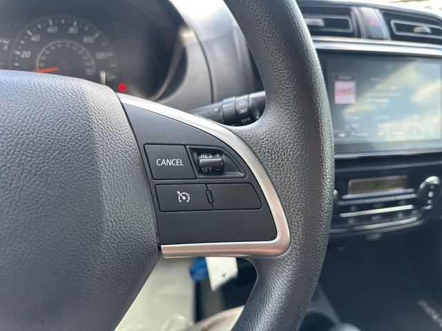 Vehicle image 14 of 33