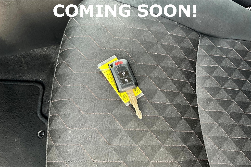 Vehicle image 13 of 34