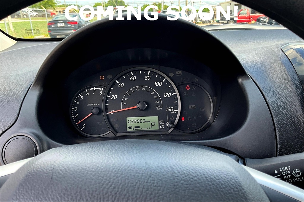 Vehicle image 20 of 34