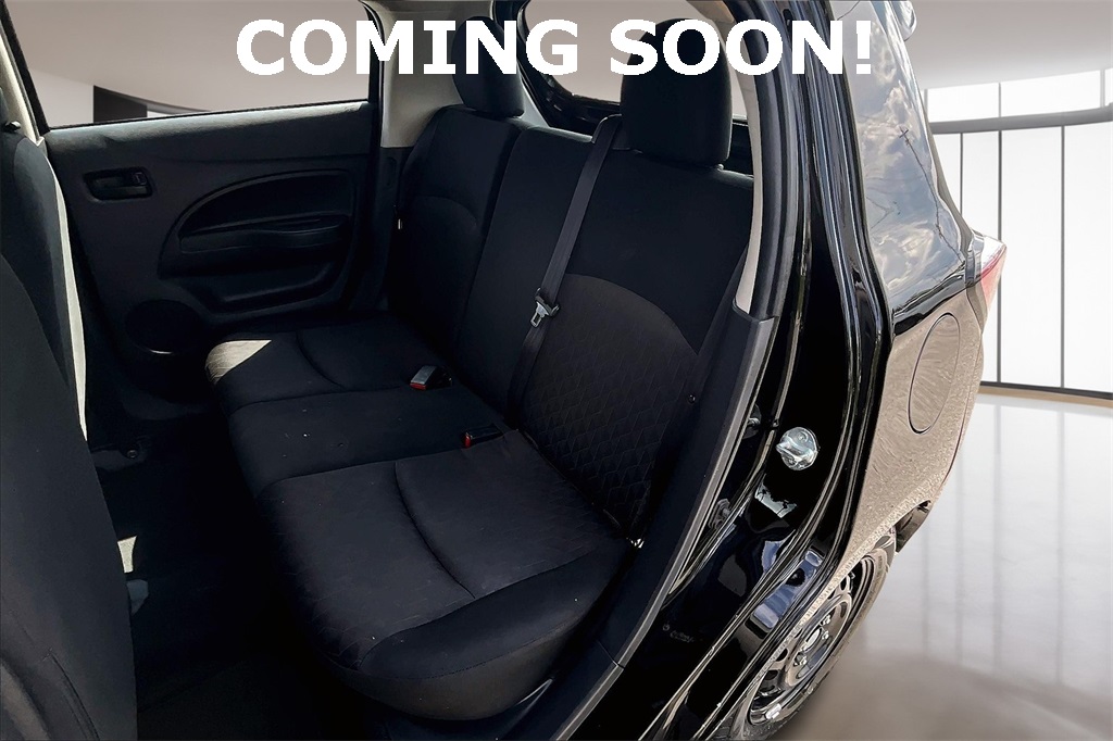 Vehicle image 26 of 34
