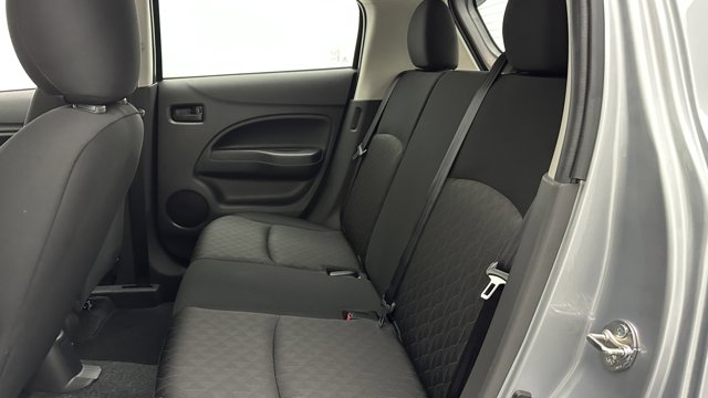Vehicle image 26 of 32