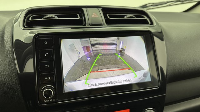 Vehicle image 11 of 32