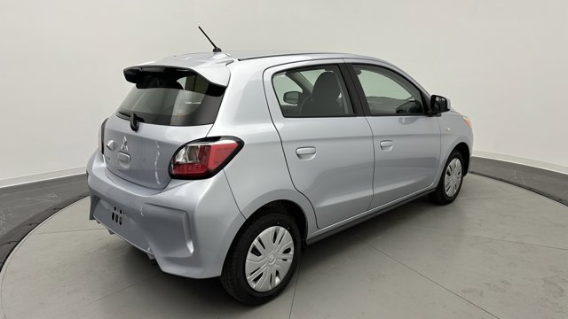 Vehicle image 4 of 32