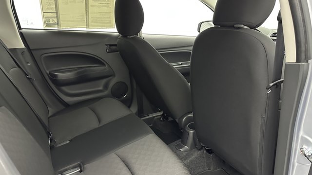 Vehicle image 29 of 32