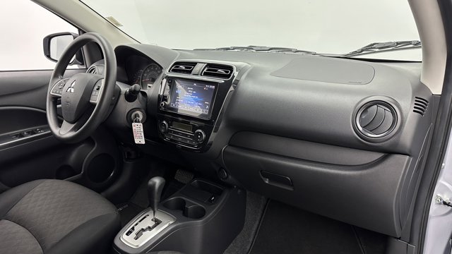 Vehicle image 19 of 32