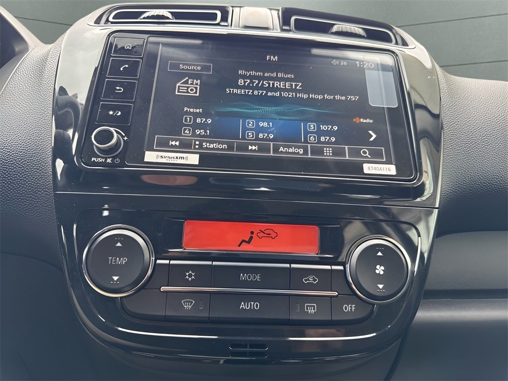 Vehicle image 14 of 32