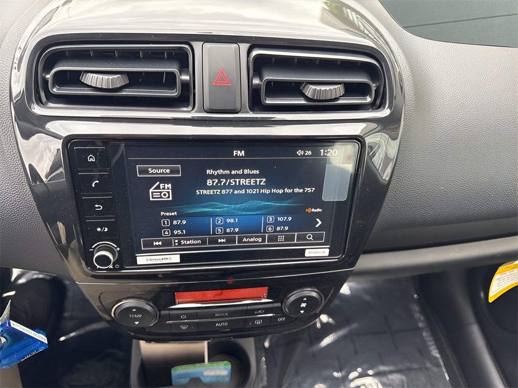 Vehicle image 15 of 32