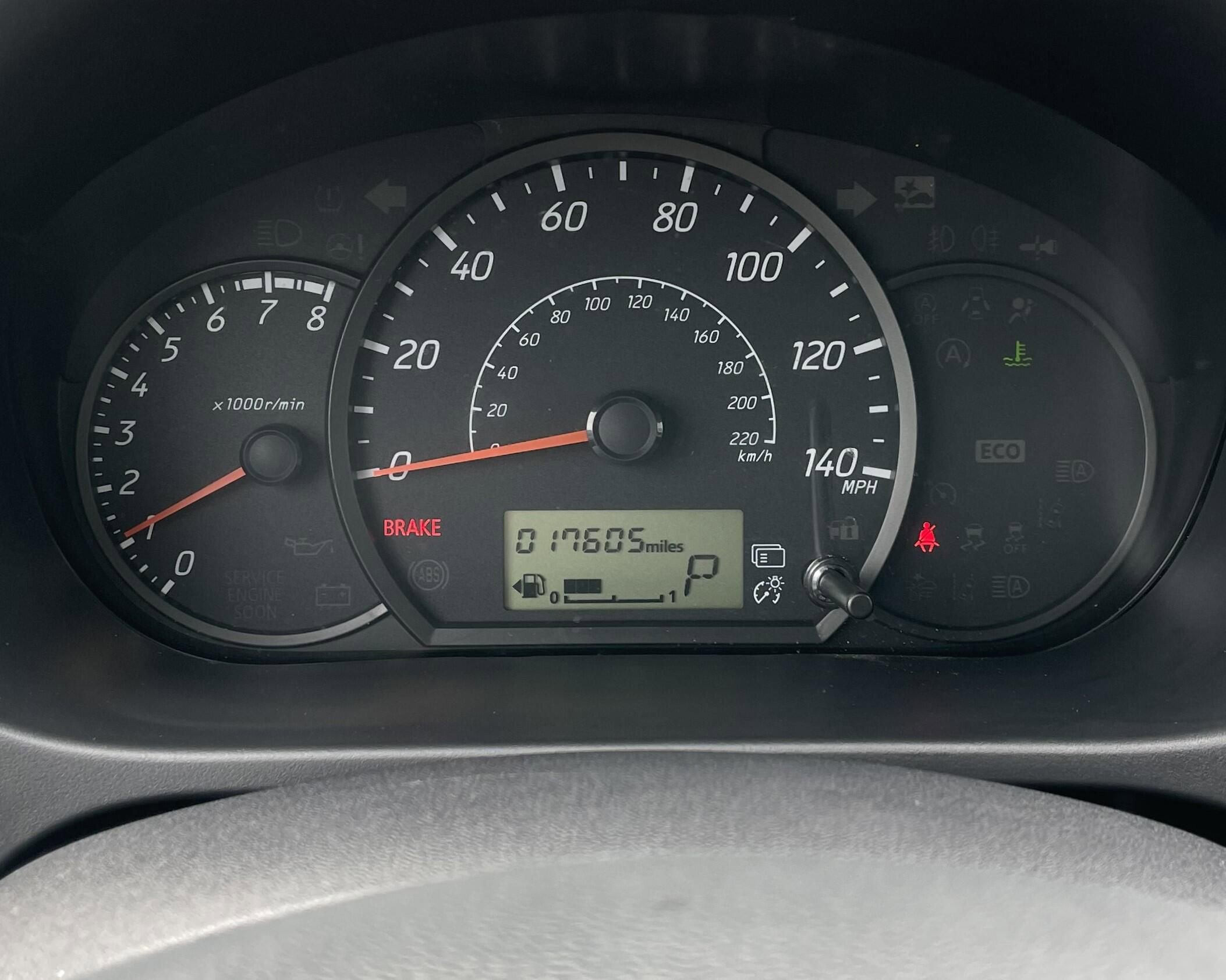 Vehicle image 13 of 18