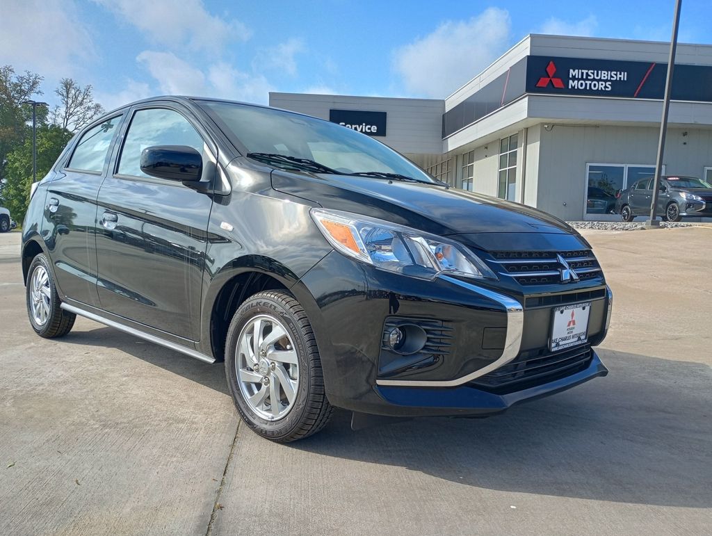 2024 Mitsubishi Mirage LE Image 3 of 34