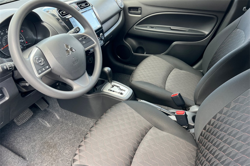 Vehicle image 9 of 27