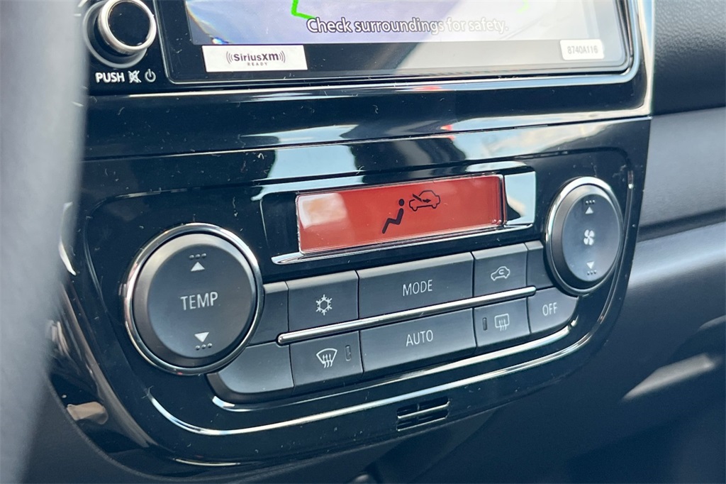 Vehicle image 19 of 27
