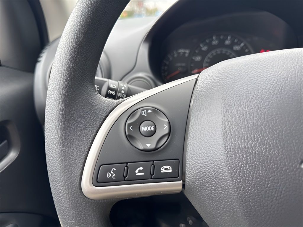 Vehicle image 19 of 29