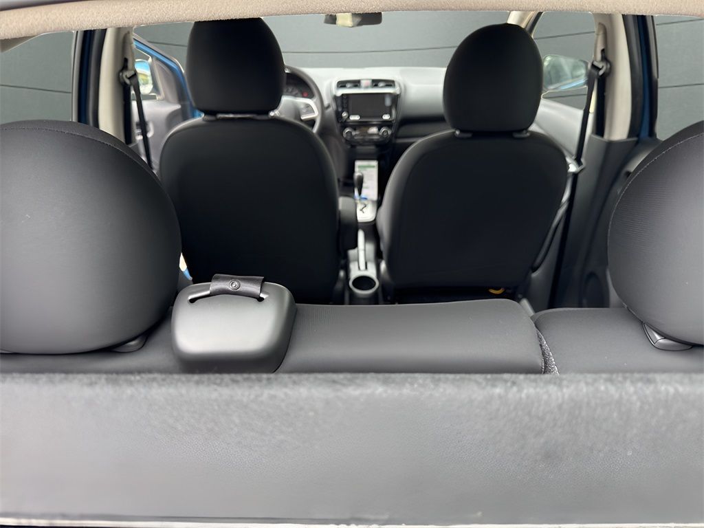 Vehicle image 26 of 29