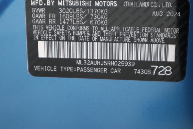 Vehicle image 26 of 28