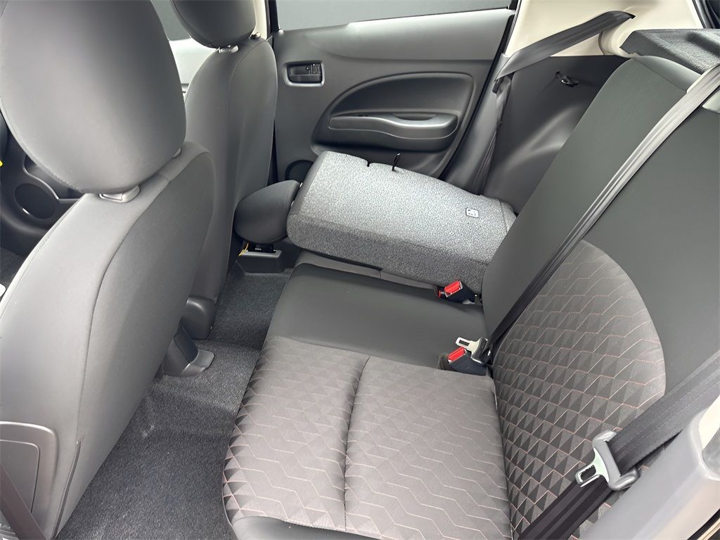 Vehicle image 9 of 27