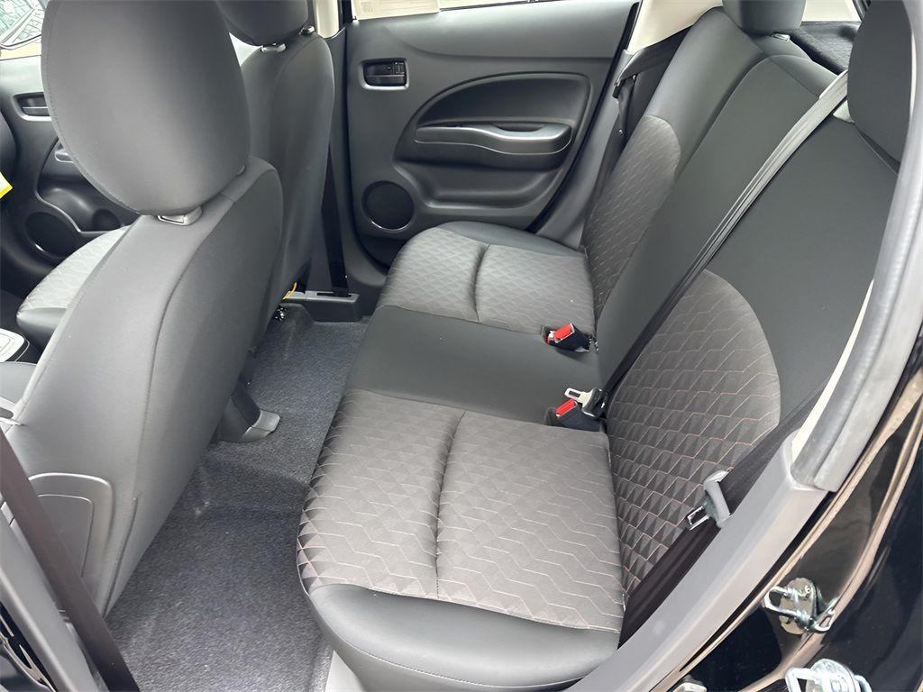 Vehicle image 8 of 27