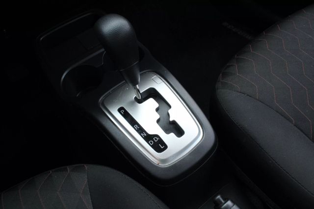 Vehicle image 41 of 43