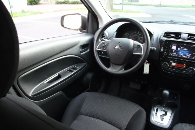 Vehicle image 23 of 43